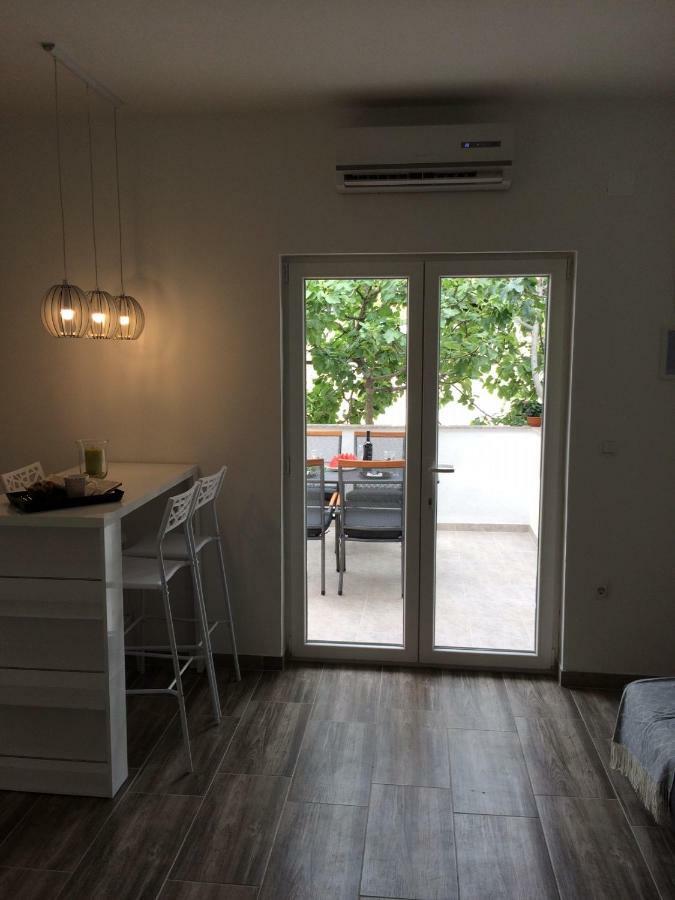 Bdm Apartment Drage Esterno foto